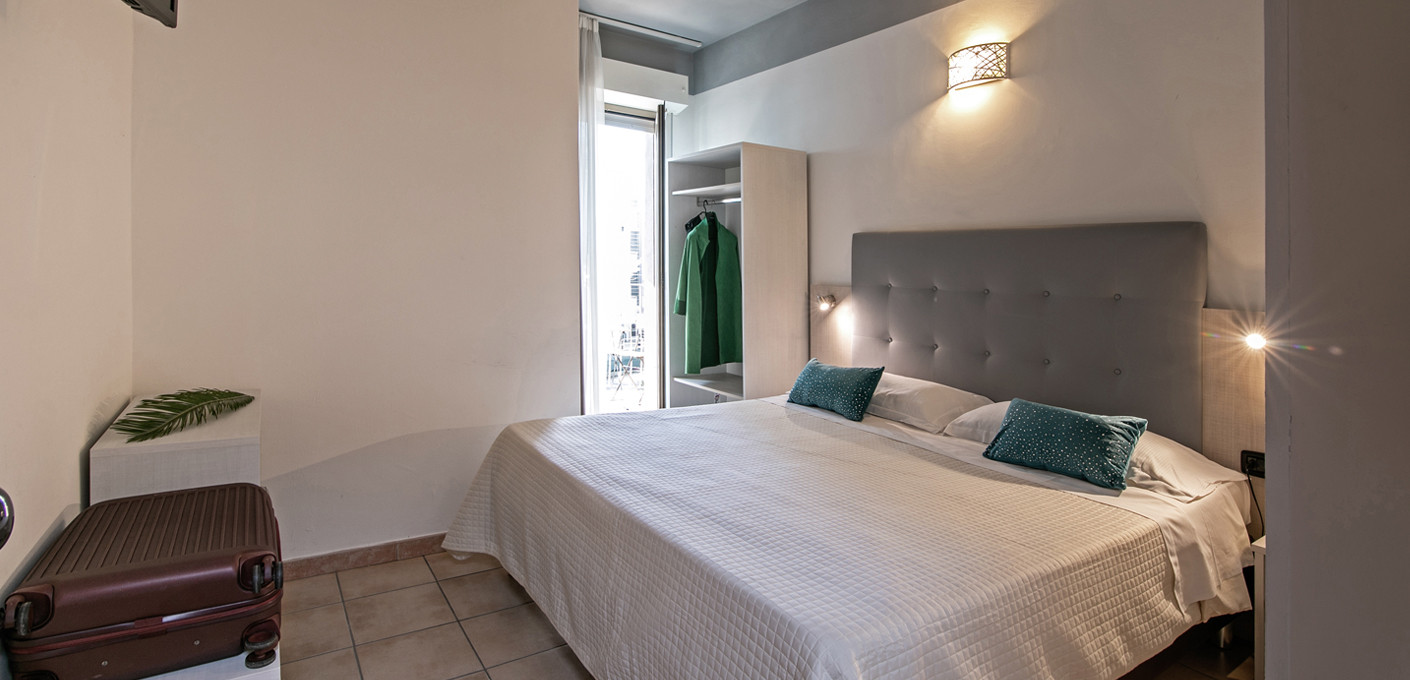 media.CAMERA_STANDARD