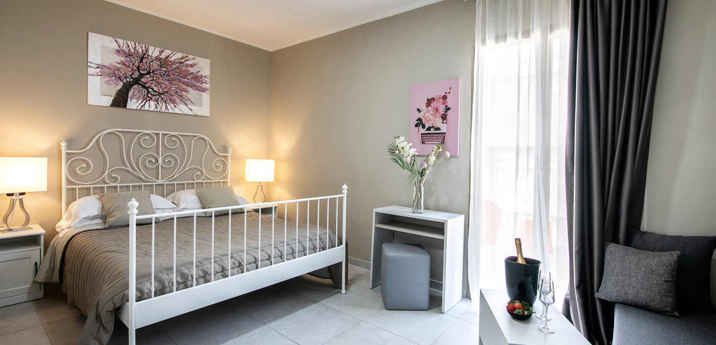 media.CAMERA_SUPERIOR