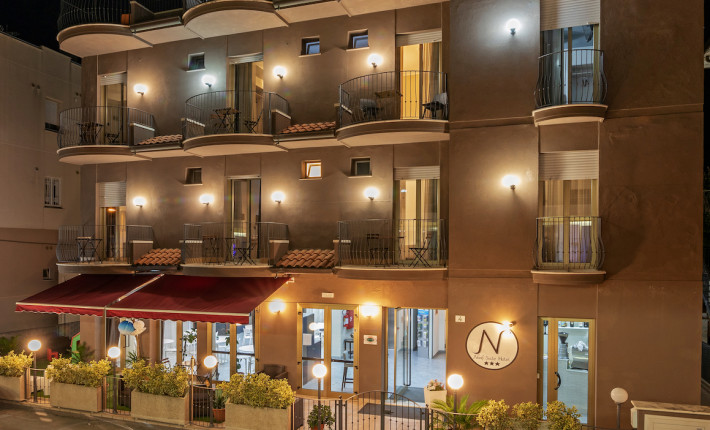 media.esterni noah copia